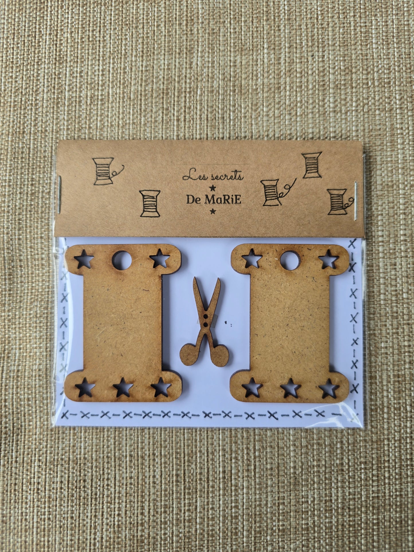 Les Secrets de Marie - Spools and Scissor Set