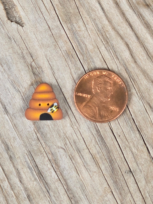 Puntini Puntini - Beehive Button - Nashville Needlework Market 2026
