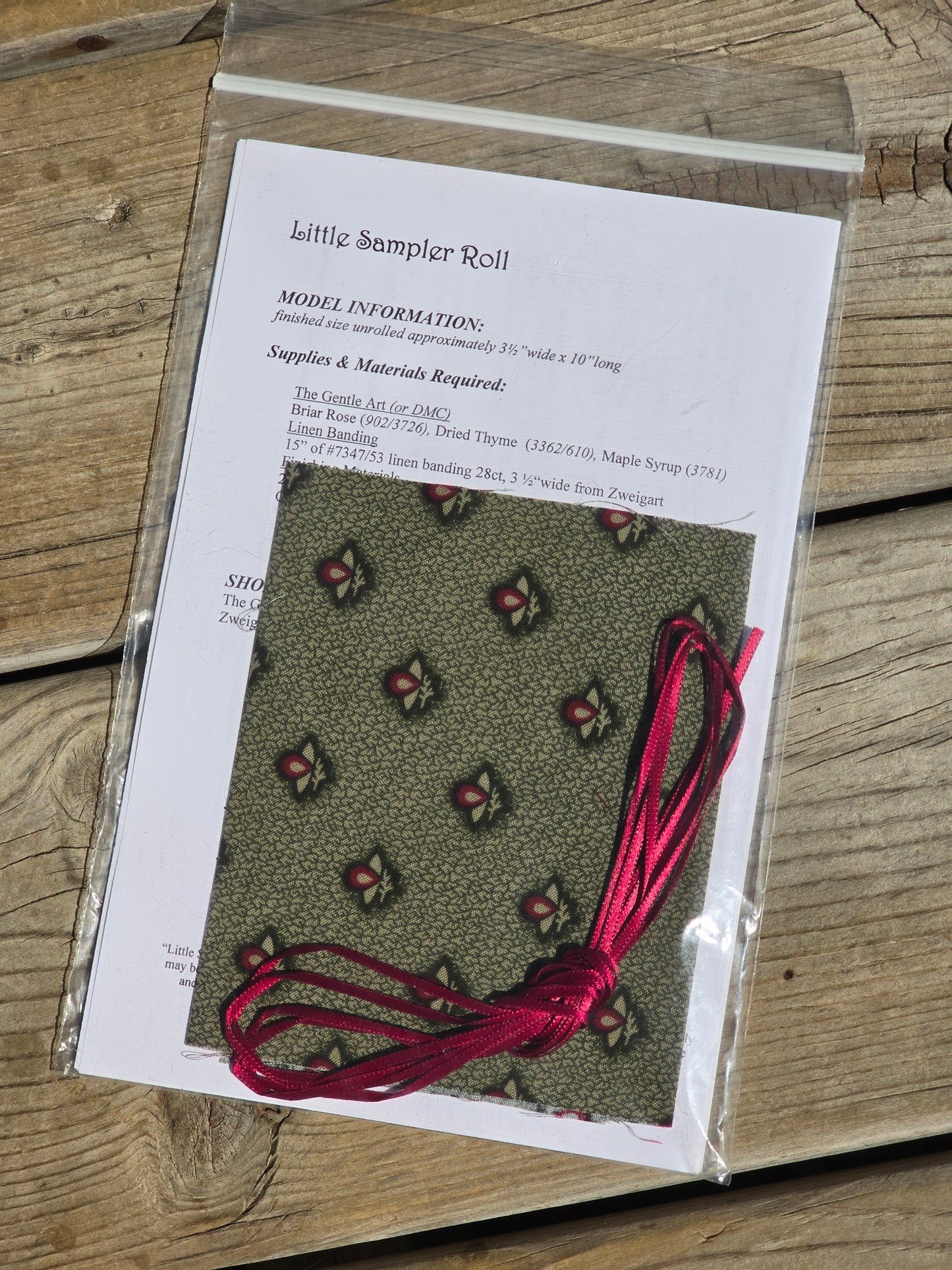 Erica Michaels -  Little Sampler Roll - Cross Stitch Kit