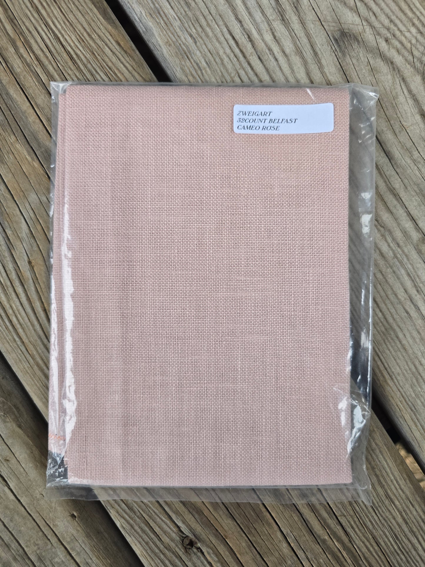 Zweigart - 32 Count Cameo Rose - Belfast