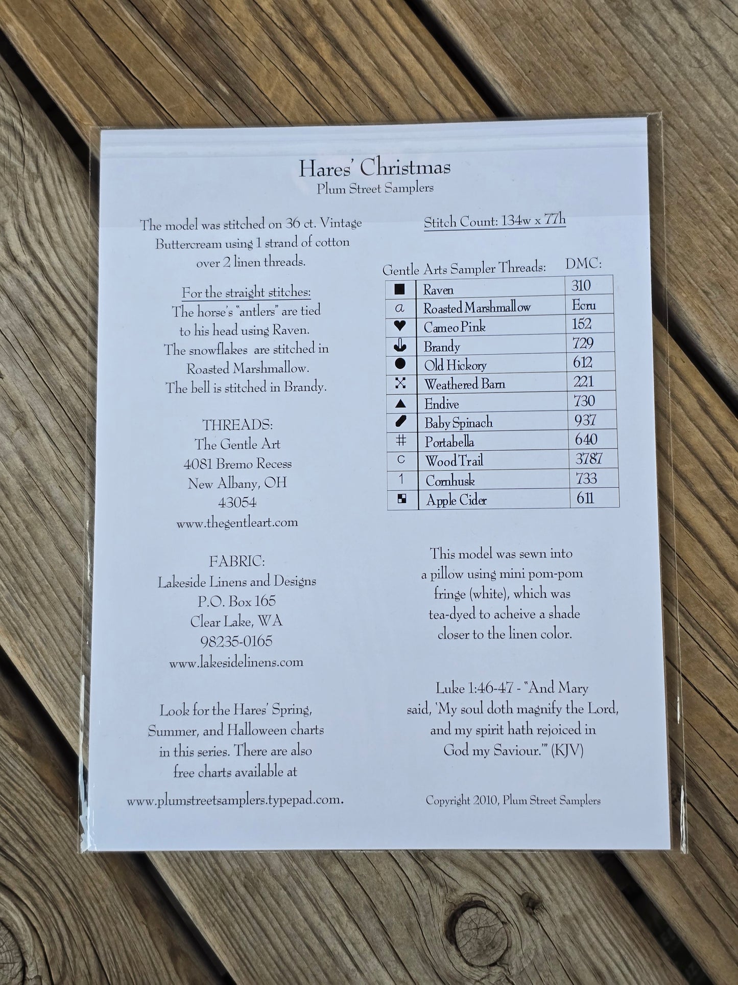 Plum Street Samplers - Hares' Christmas - Cross Stitch Pattern