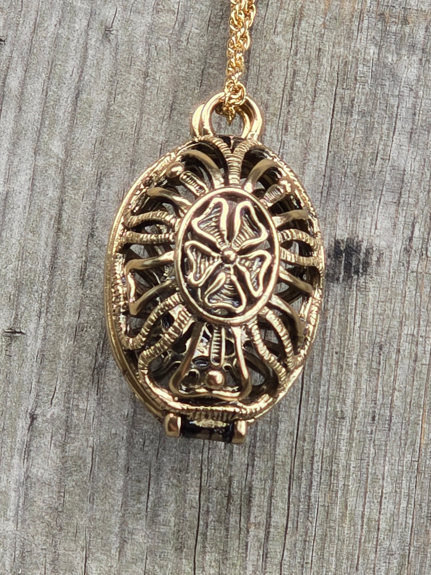 Thimble Holder Necklace - Notions