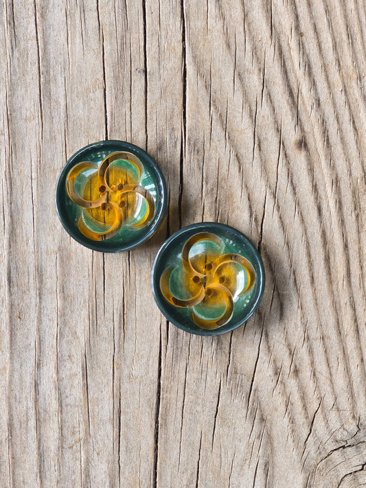 Vintage Round Plastic Green and Yellow Buttons