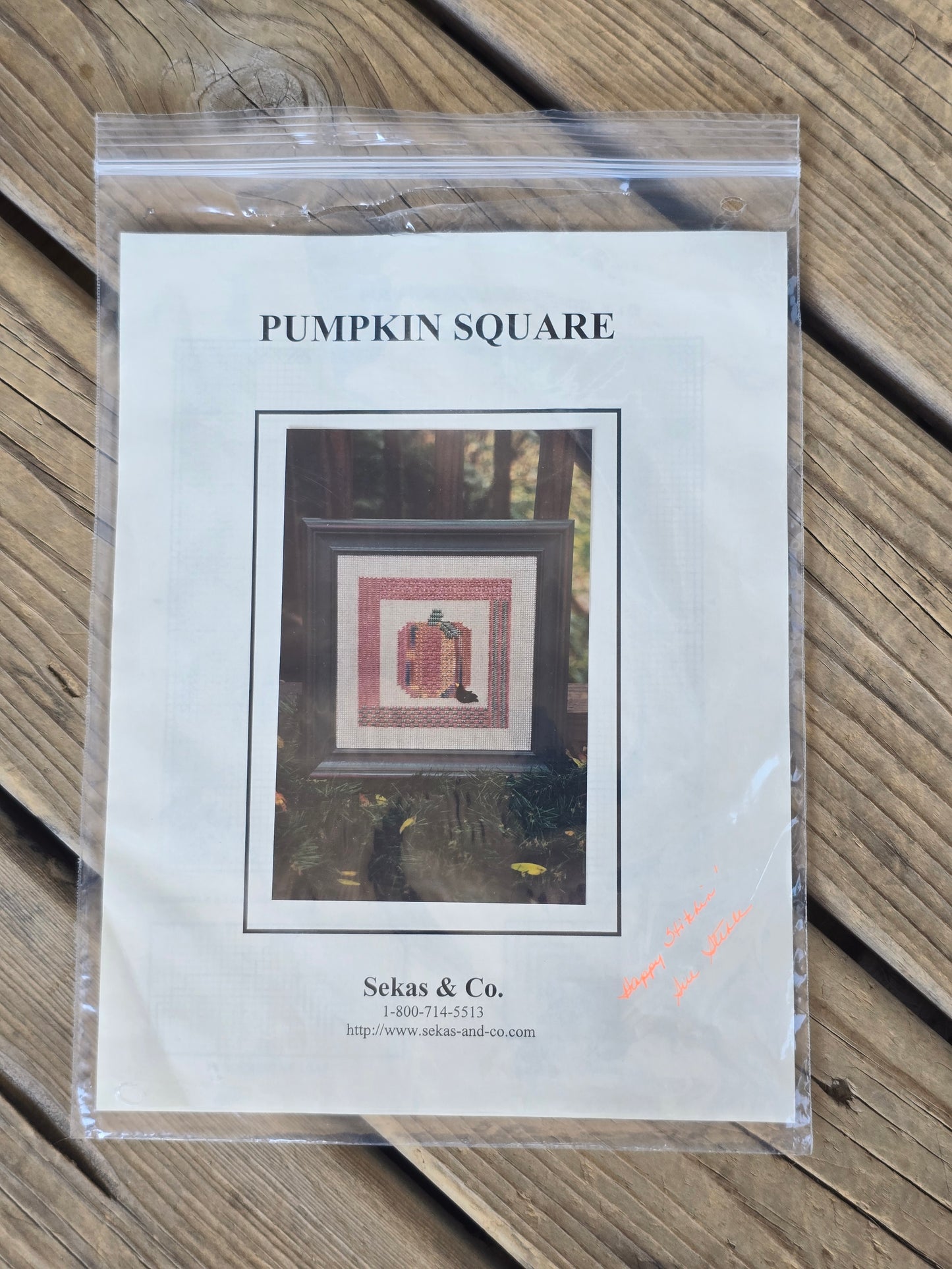 Sekas & Co - Pumpkin Square - Cross Stitch Kit