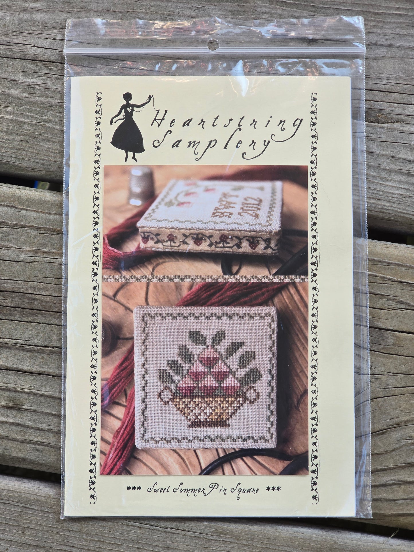 Heartstring Samplery - Sweet Summer Pin Square - Cross Stitch Pattern