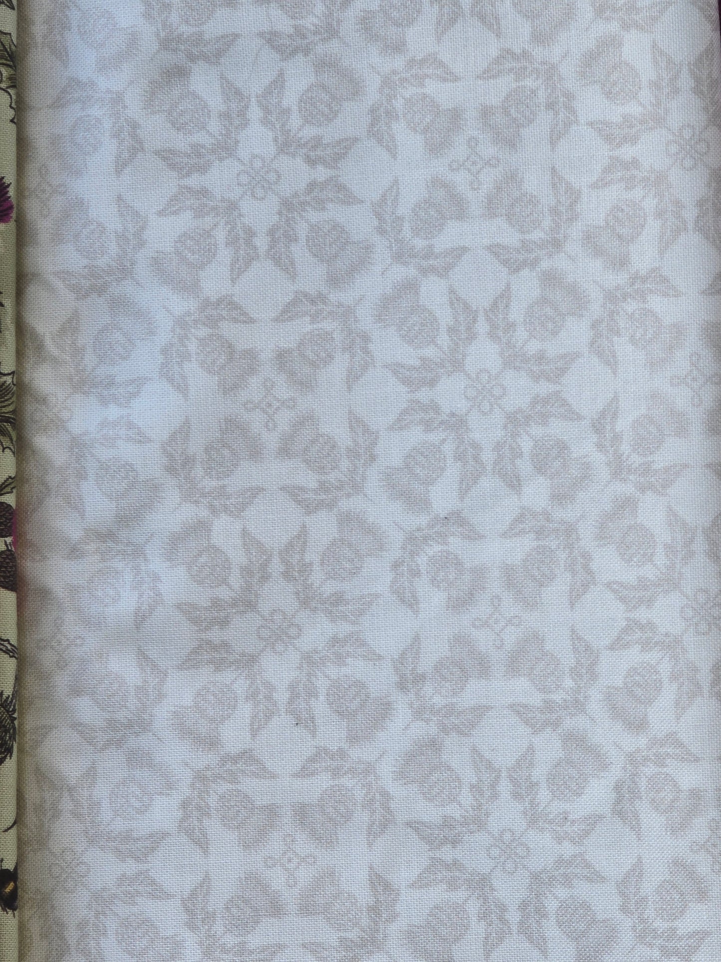 Lewis & Irene - Highlands and Bumbleberries - Quilting Fabric - 5 Piece Pre-Cut Bundles
