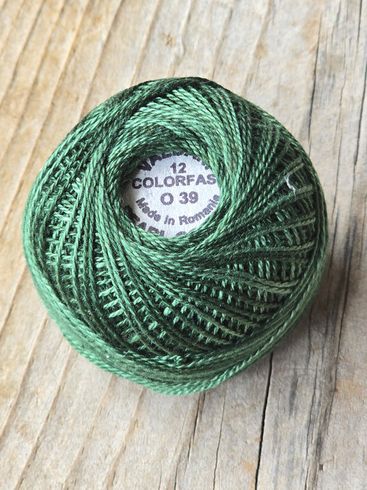 Valdani - Perle Cotton - Hand-Dyed - Size 12 - #O39 - Thread