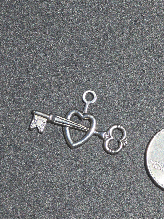 By Jupiter - Heart Key - Notions - Charms