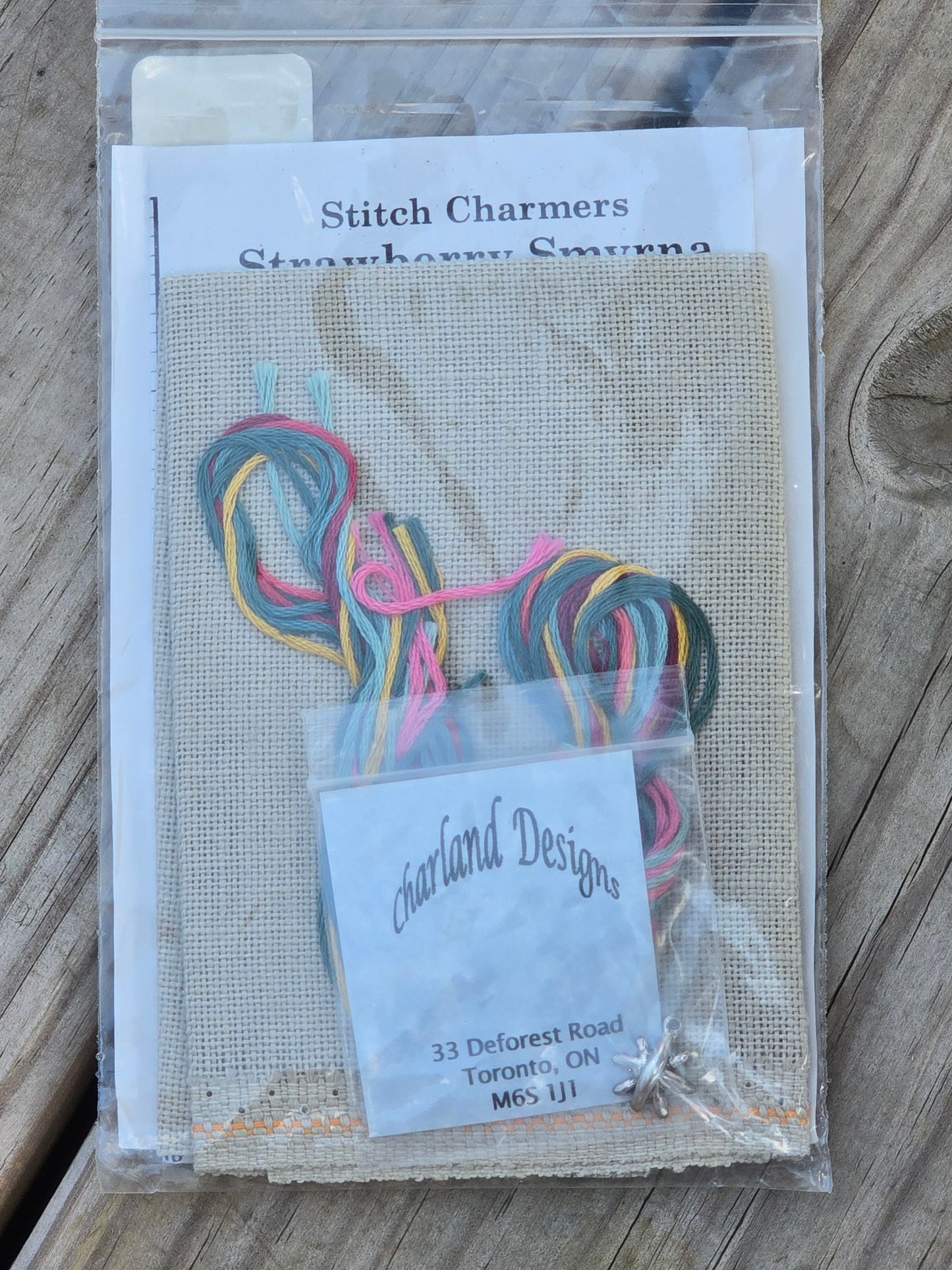 Charland Designs - Strawberry Smyrna - Stitch Charmers - Cross Stitch Kit
