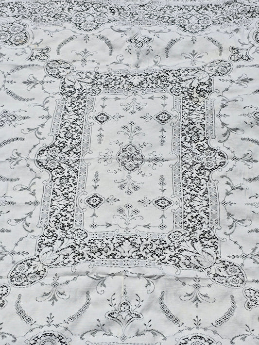 Vintage - Quaker Lace Tablecloth Bundle - 55" Square and 65" Round - Home Decor