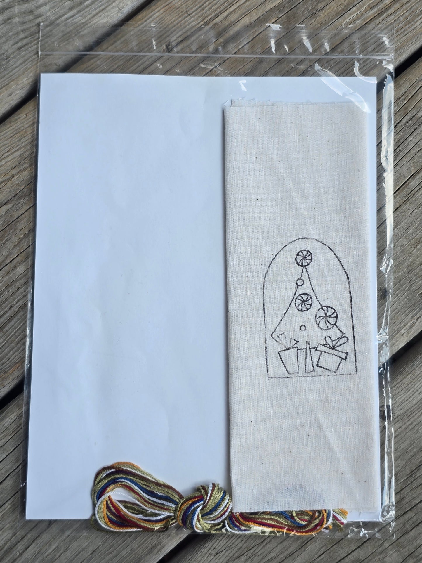 Pine Mountain Designs - Punch & Cookie Club - December  - Punch Needle