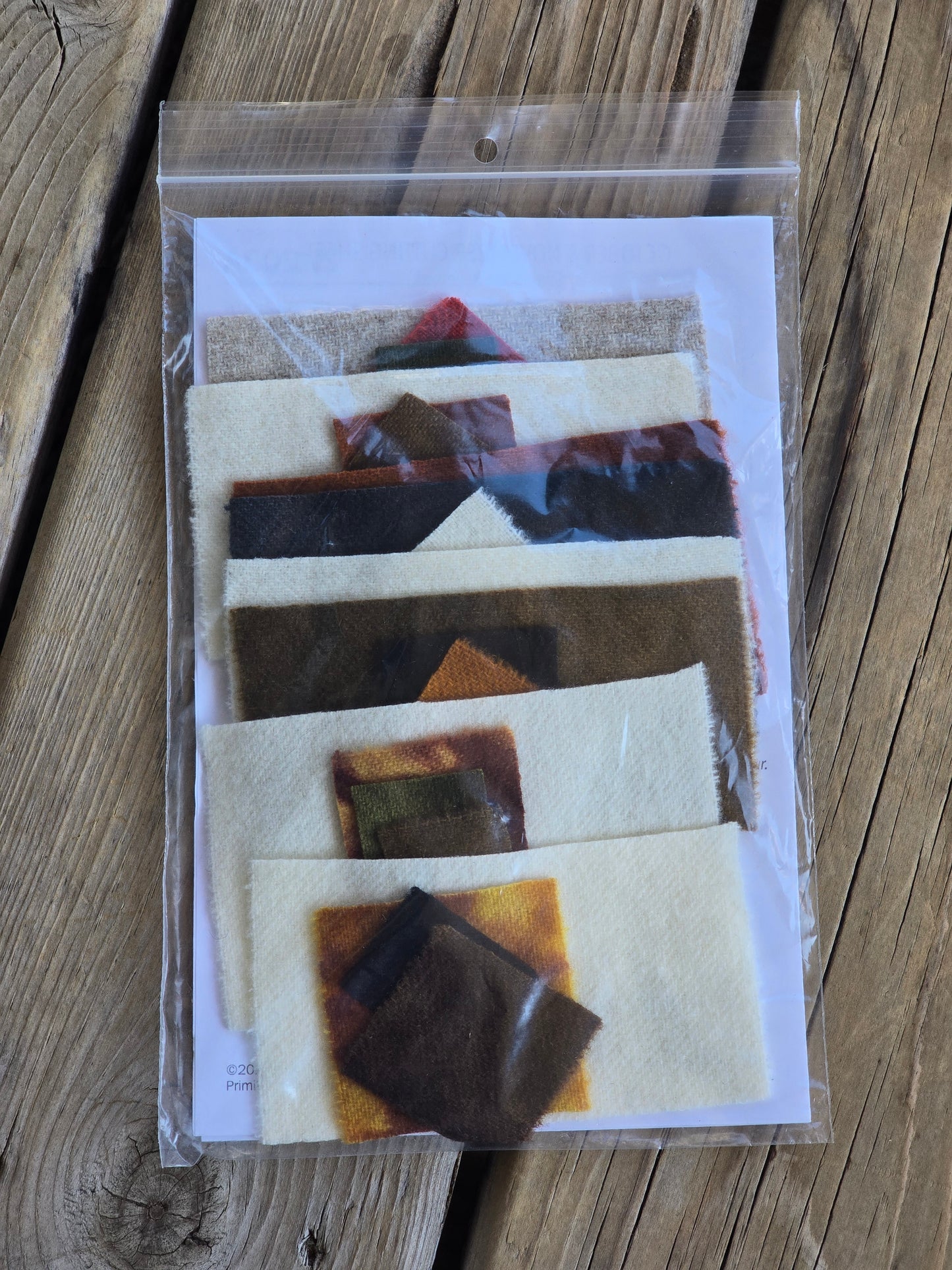 Primitive Gatherings - Celebrate Fifty-Two Mini Ways - October and November - Wool Kit