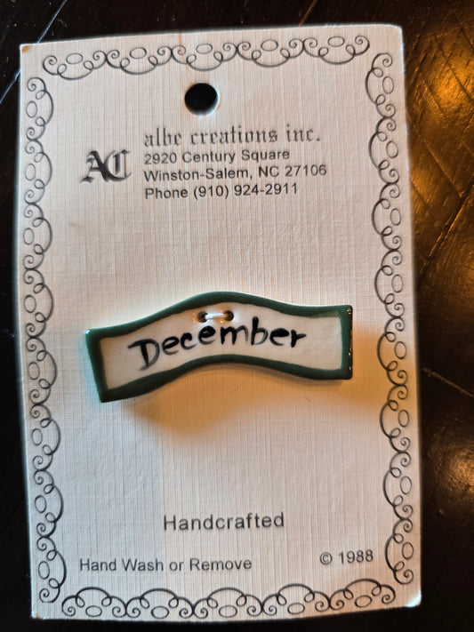 Albe Creation's - December Ceramic Button