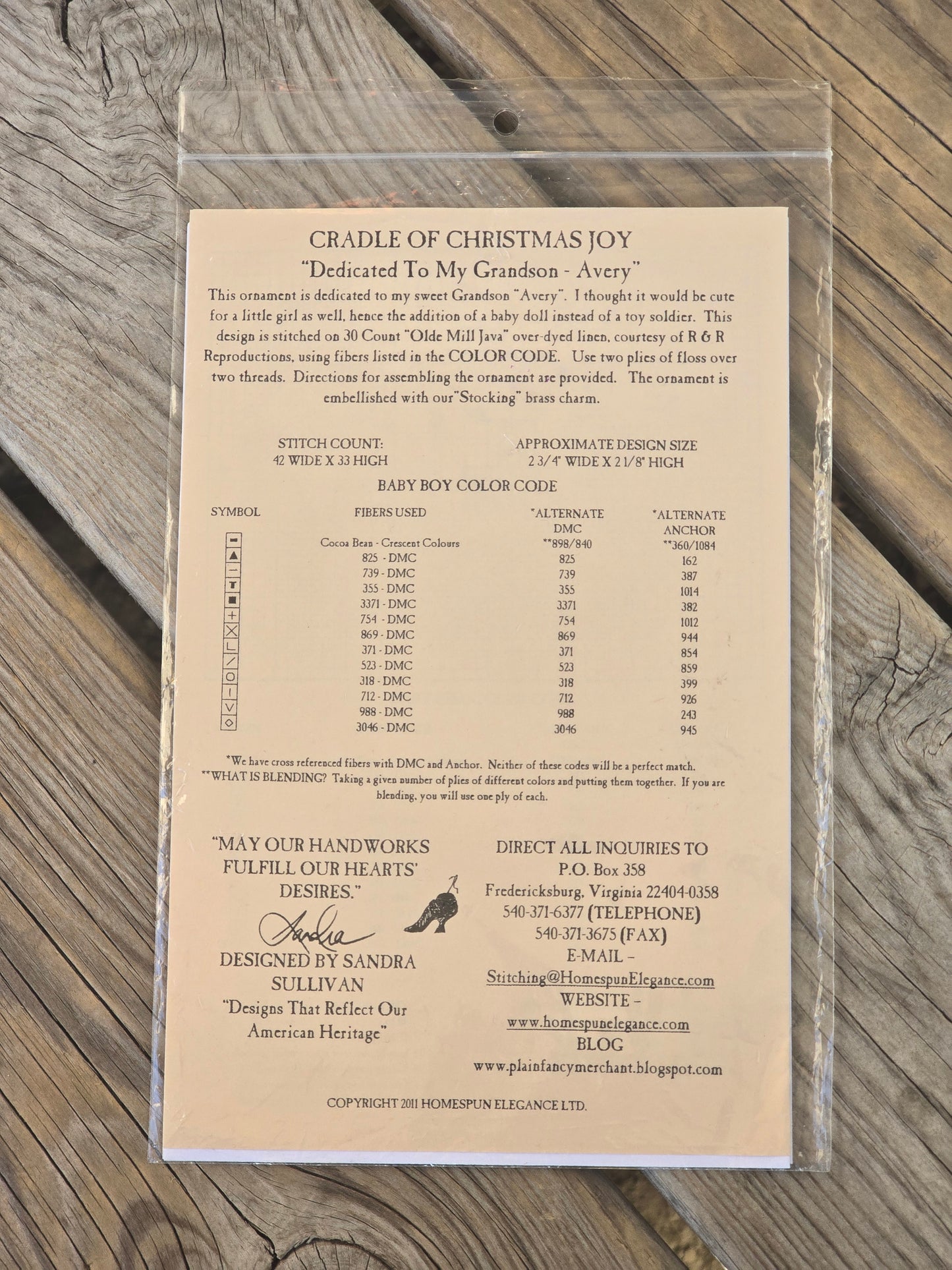 Homespun Elegance - Merry Noel Collection - Cradle of Christmas Joy- Cross Stitch Pattern