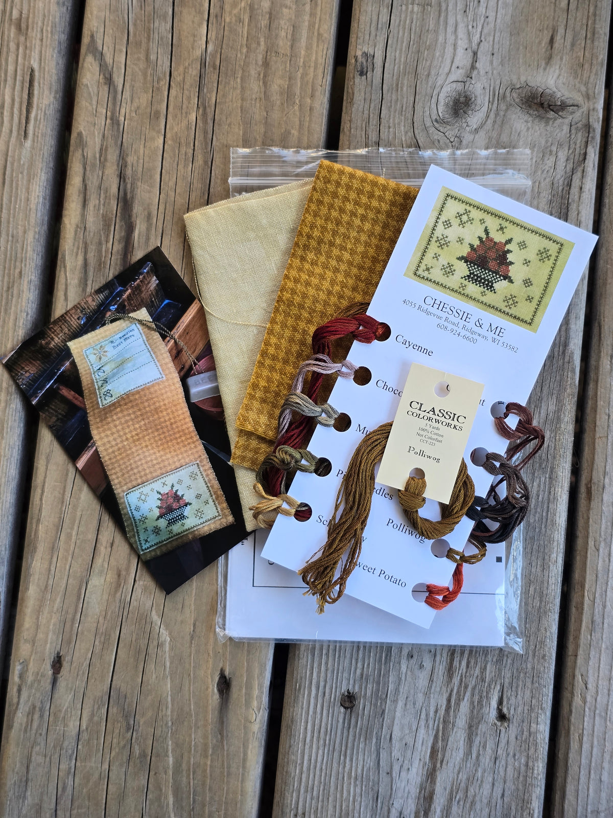 Chessie & Me - Harvest Huswife - Cross Stitch Kit