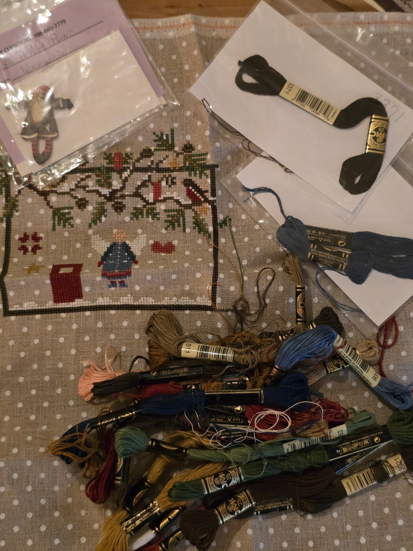 Sara - Christmas Window - Cross Stitch Kit