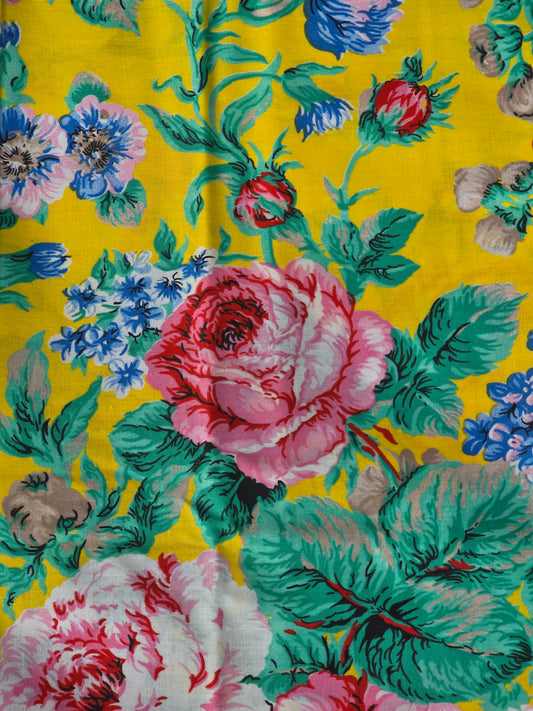 Marcus Brothers - Vintage Floral - Quilting Fabric - 3 Yards