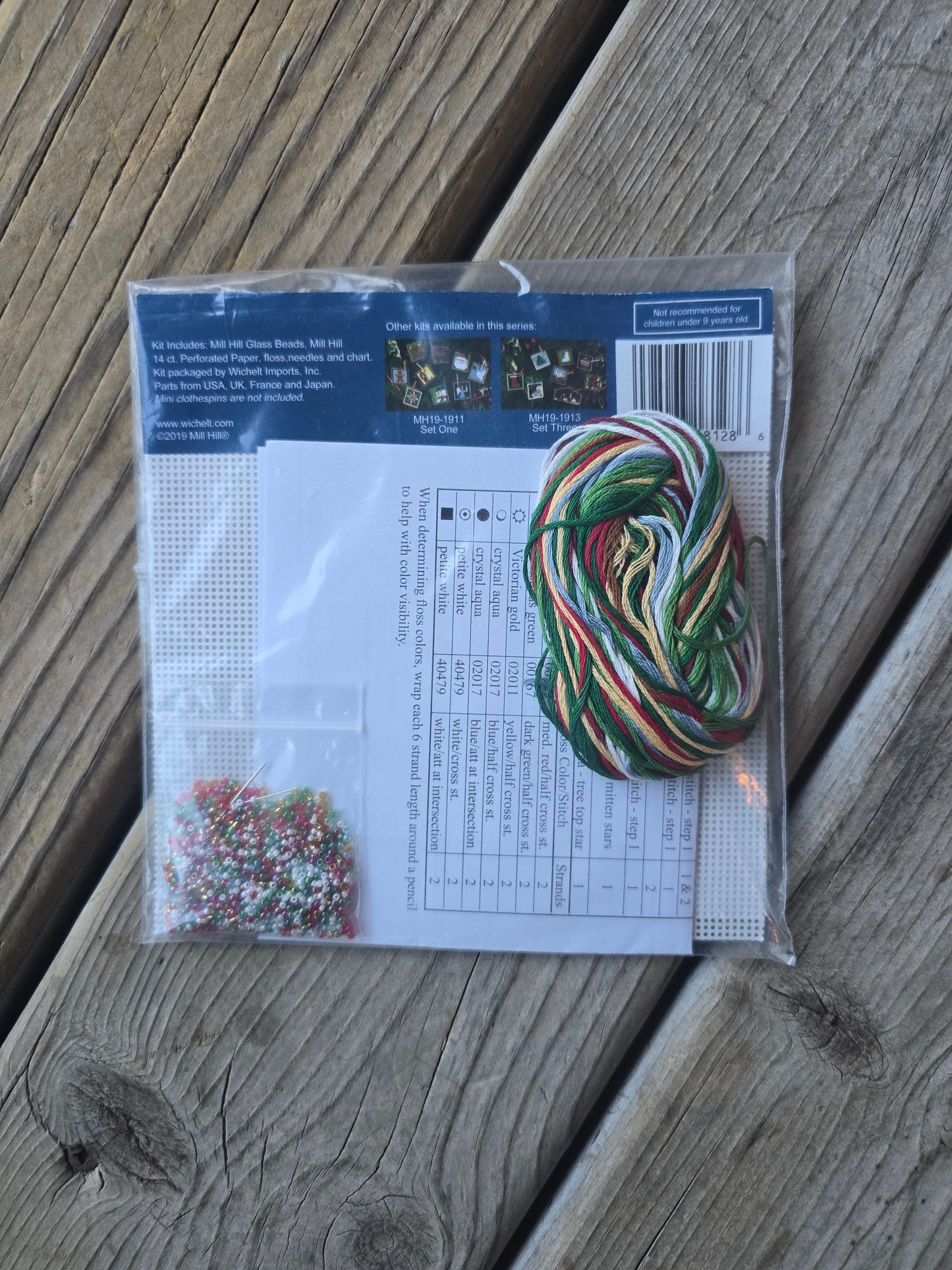 Mill Hill - Advent Trilogy - Set Two - Cross Stitch Kit
