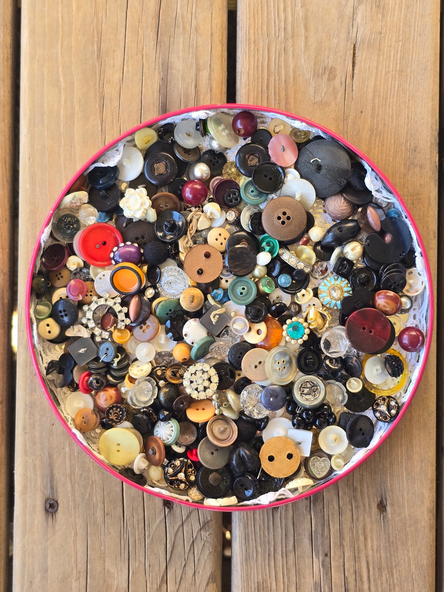 Vintage Round Floral Tin with Buttons