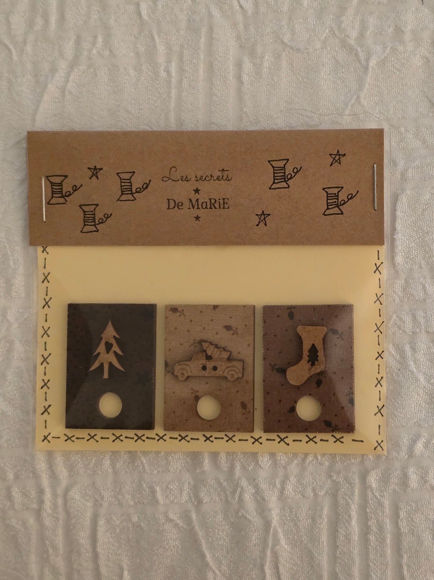 Les Secrets De Marie - Tree, Truck with Tree, Stocking Thread Holders - Nashville Needlework Market 2026