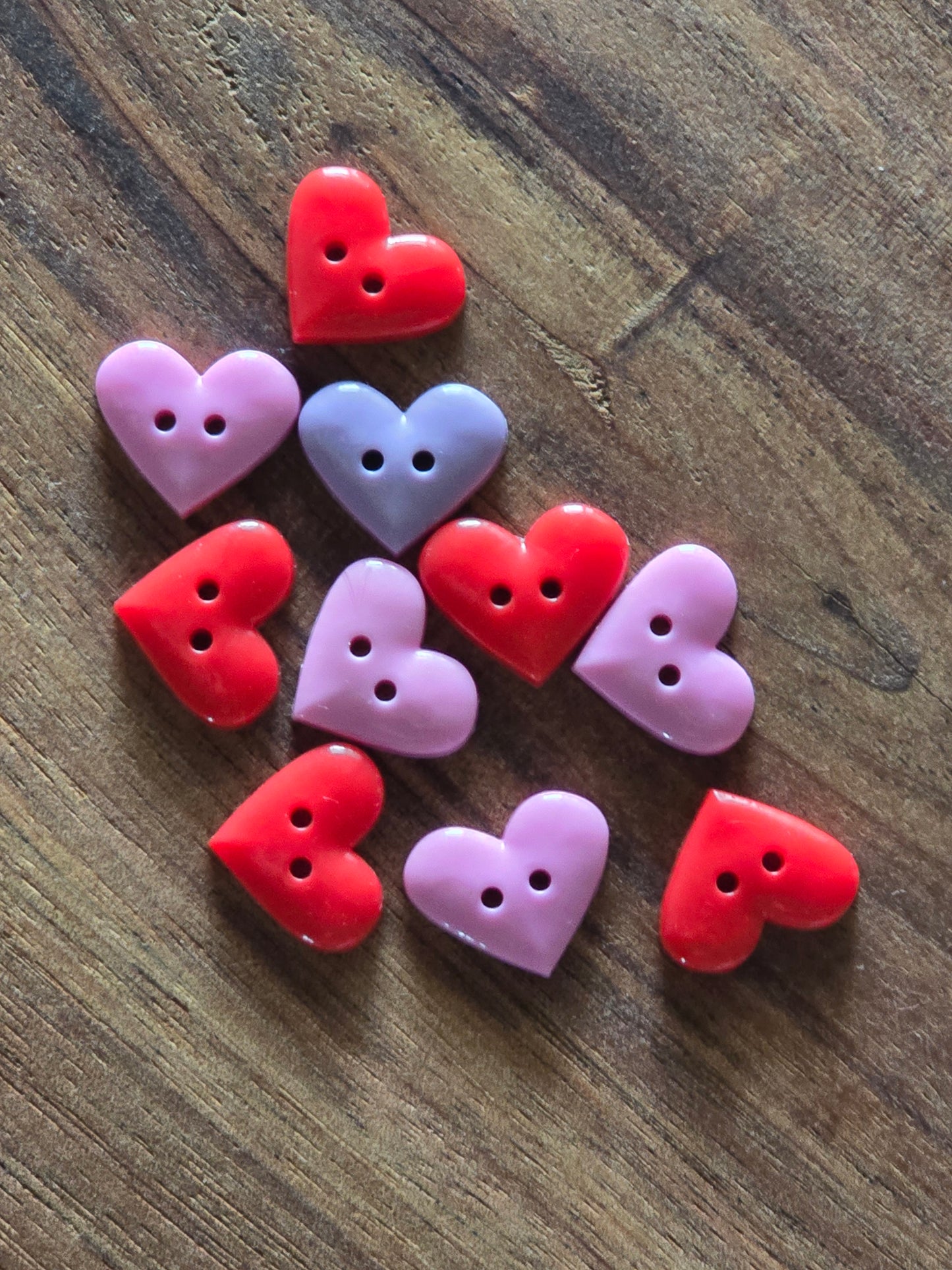 10 Plastic Heart Buttons
