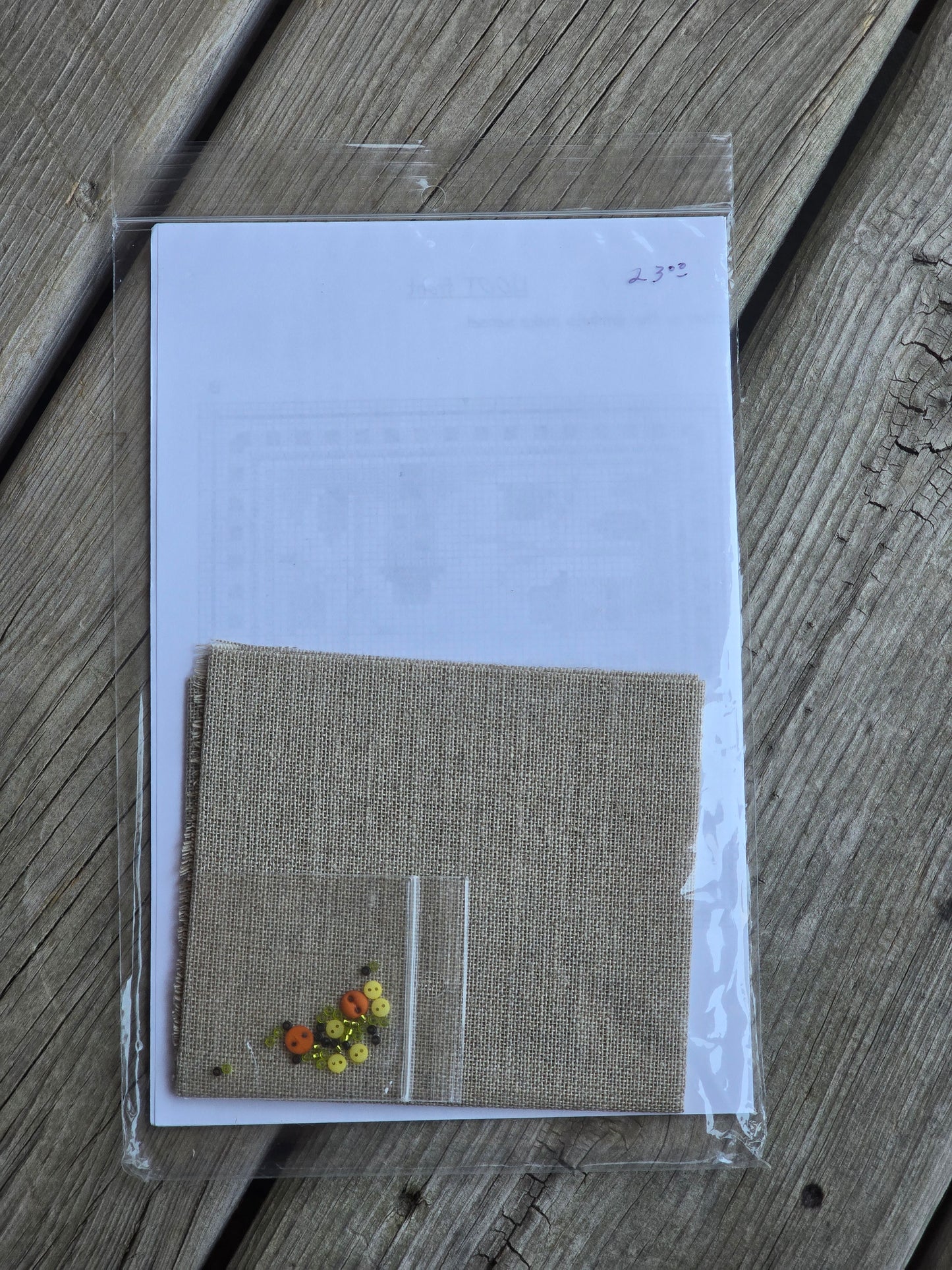 Lizzie Kate - Hoot - Limited Edition Biscornu & Fob Kit - Cross Stitch Kit