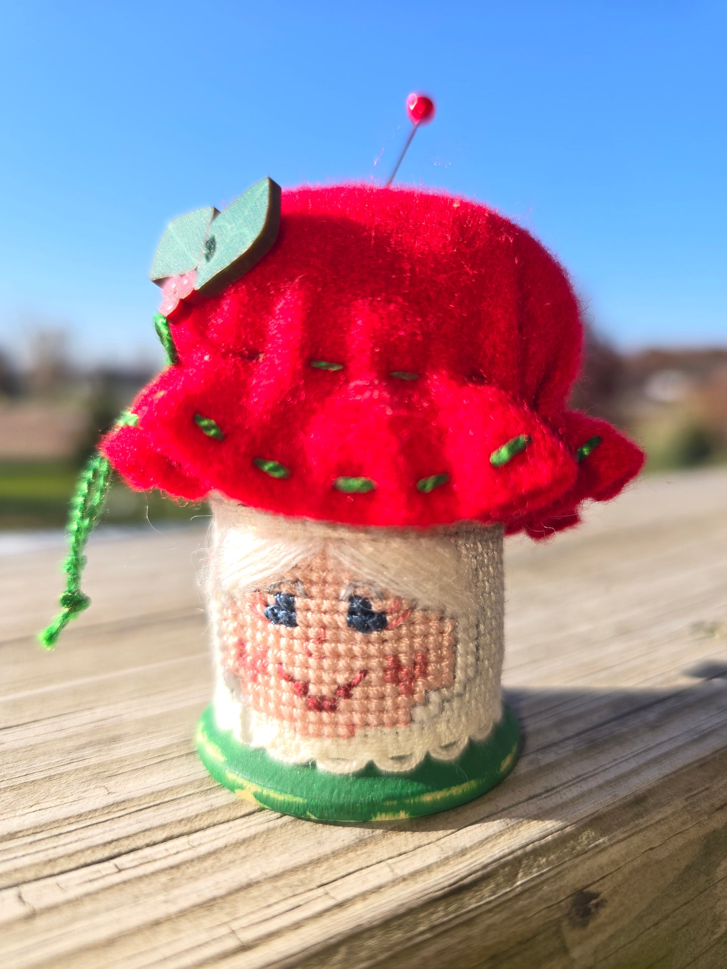 Faithwurks - Mrs. Claus - Seasonal Spool Decoration