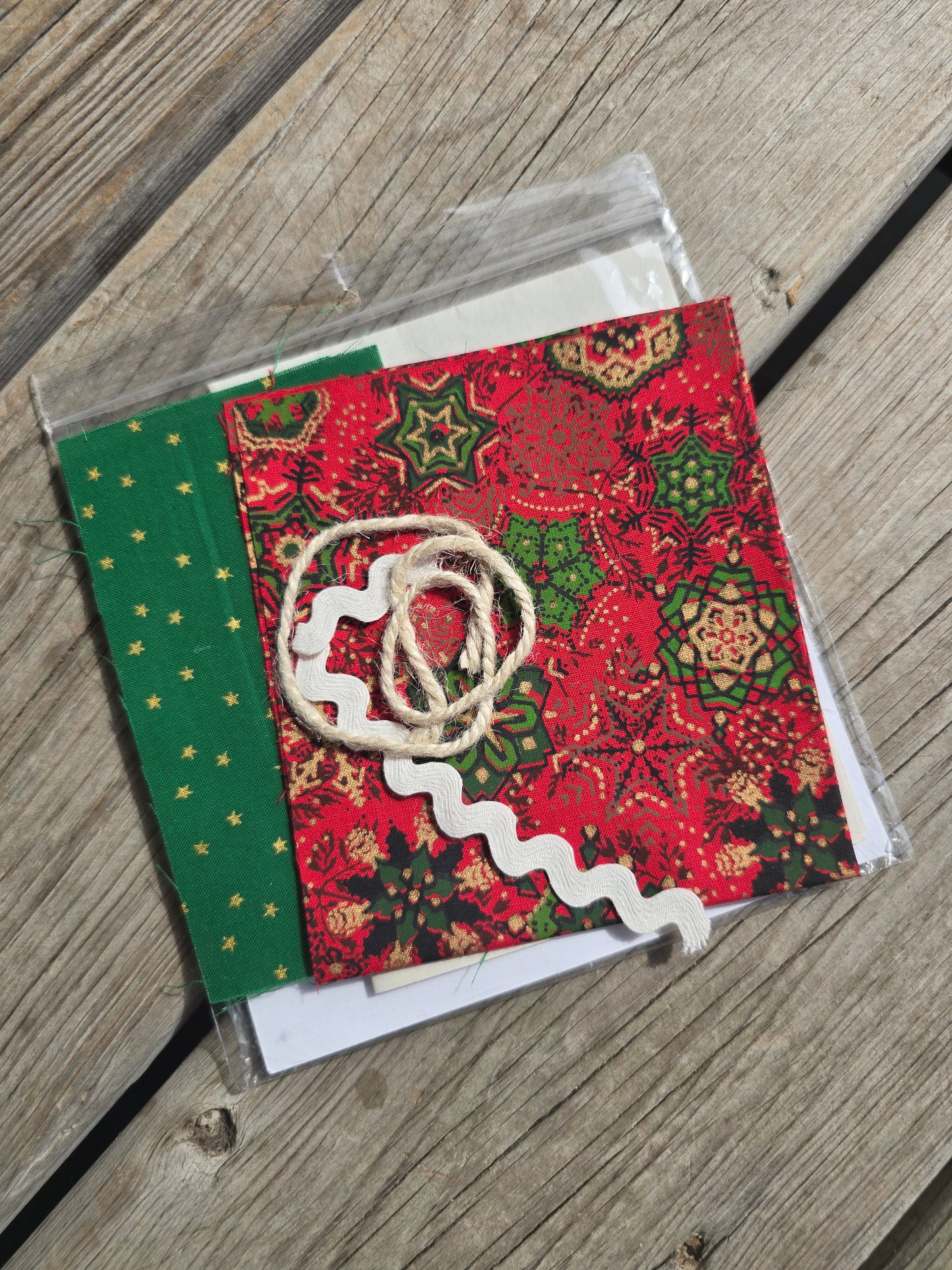 Lizzie Kate - Noel - Limited Edition - Cross Stitch Kit