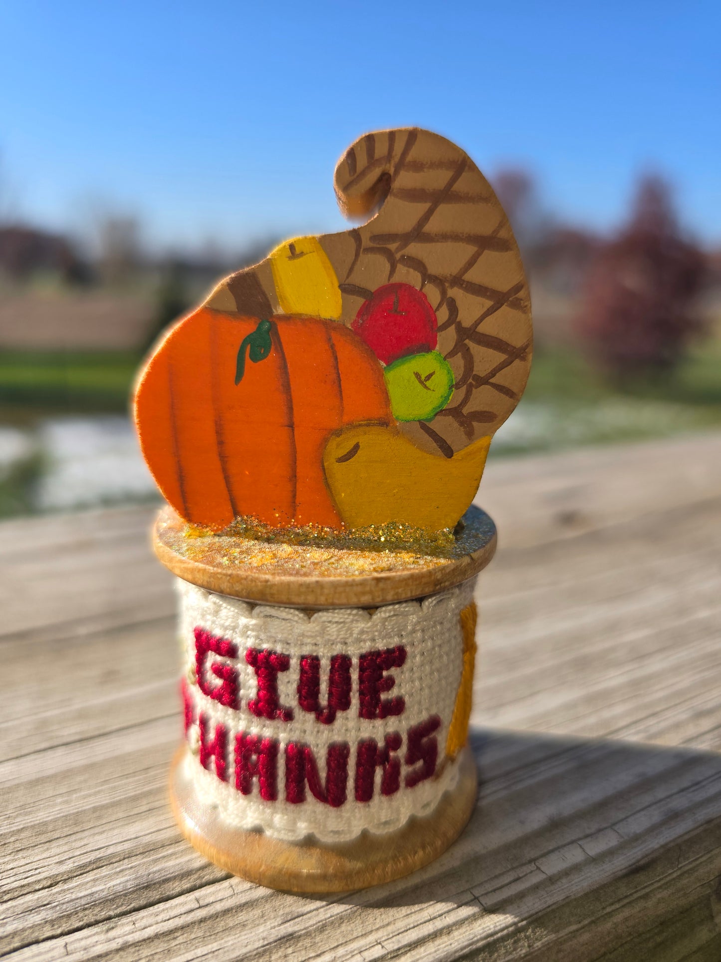 Faithwurks - Give Thanks - Seasonal Spool Decoration