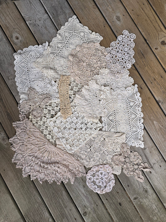 Vintage Linens - Doily Bundle (Set of 14) - #02