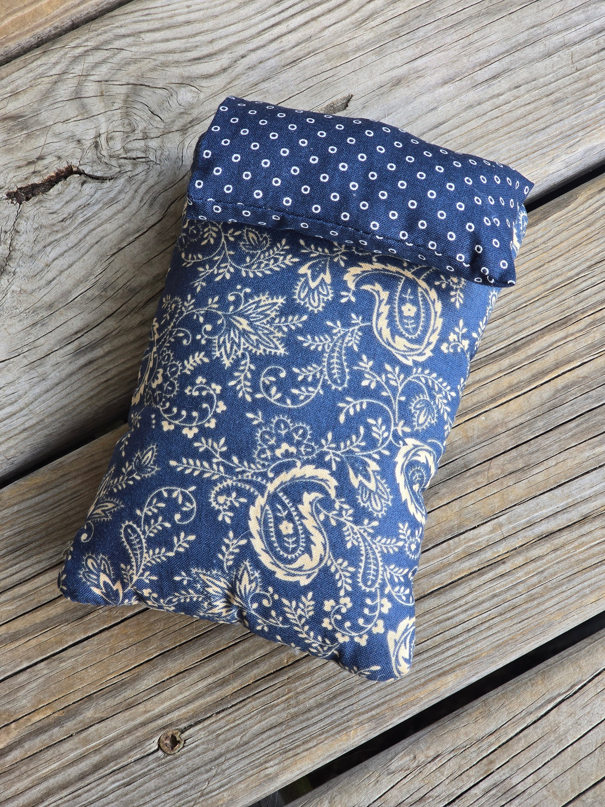 Impie, Hattie & Bea - Scissors Bed/Pin Pillow - Notions