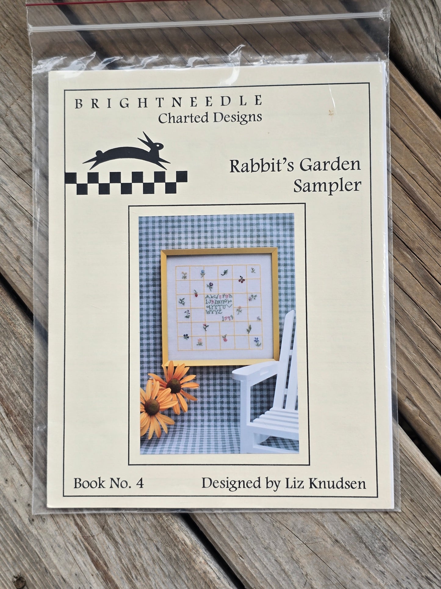 Brightneedle - Rabbit's Garden Sampler - Cross Stitch Pattern