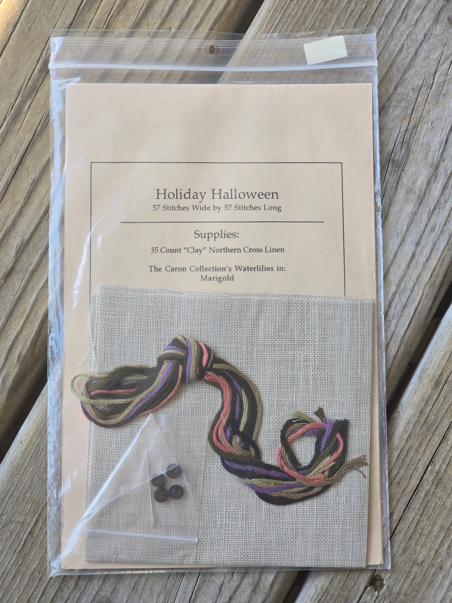The Drawn Thread - Holiday Halloween - Cross Stitch Kit