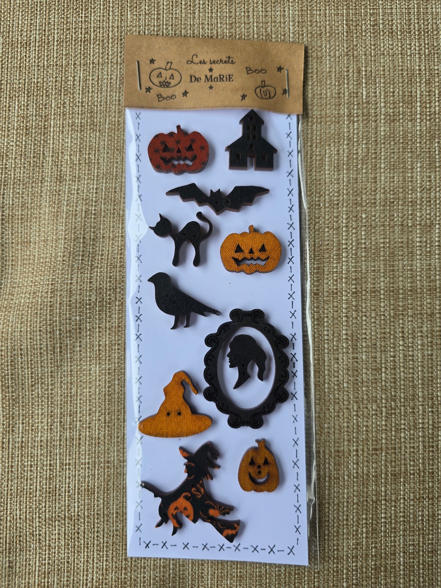 Les Secrets de Marie - Halloween Button Card