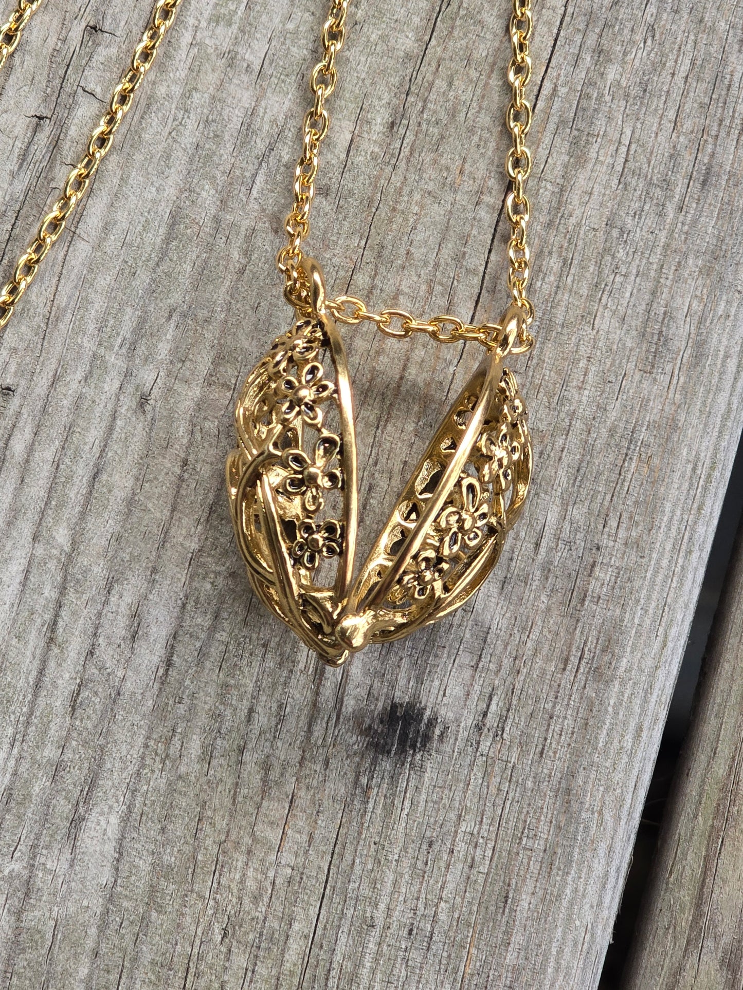 Thimble Holder Necklace - Notions
