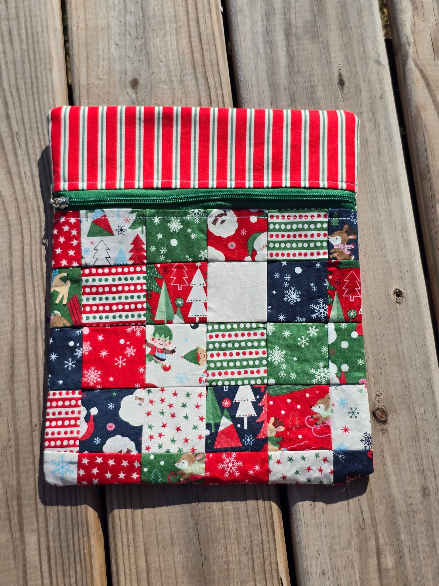 K Heinz Designz - Cloth Project Bag - Santa and Elf