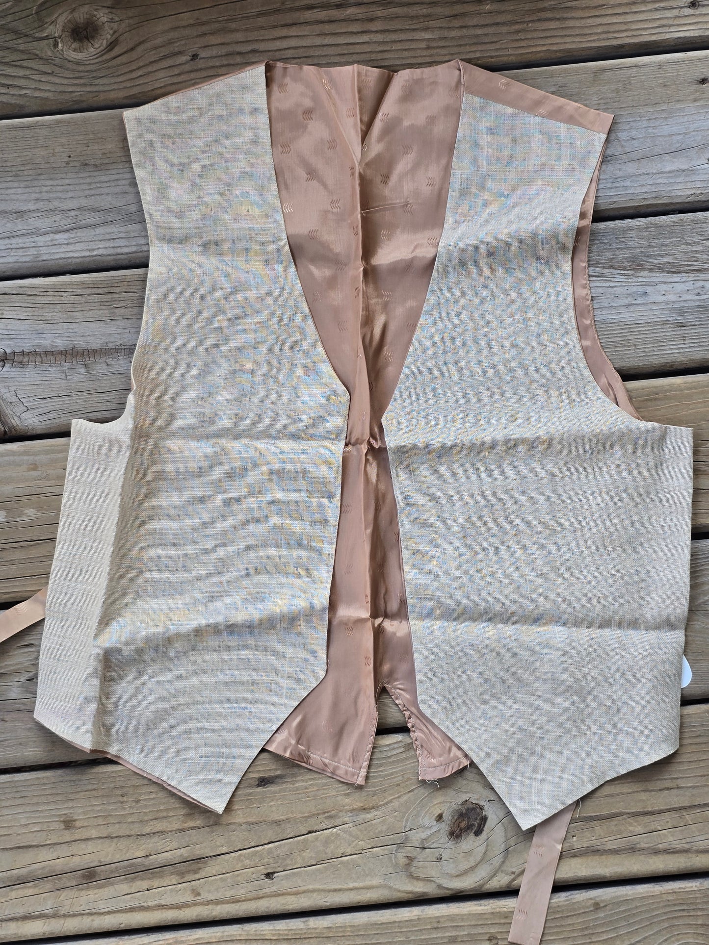 Hickory Hollow - Linen Vest  - Wearables