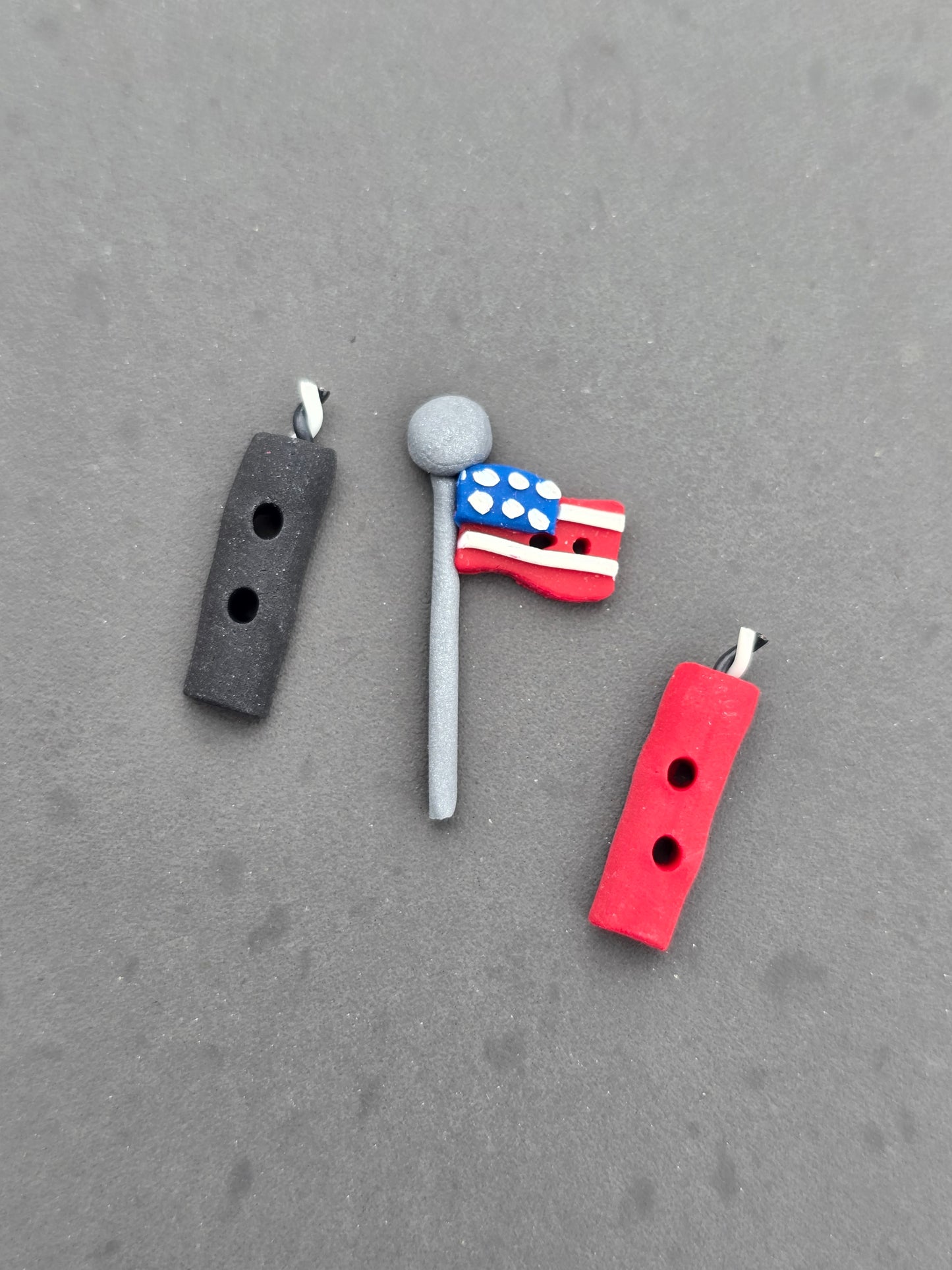 Flag and Firecrackers - Notions - Buttons