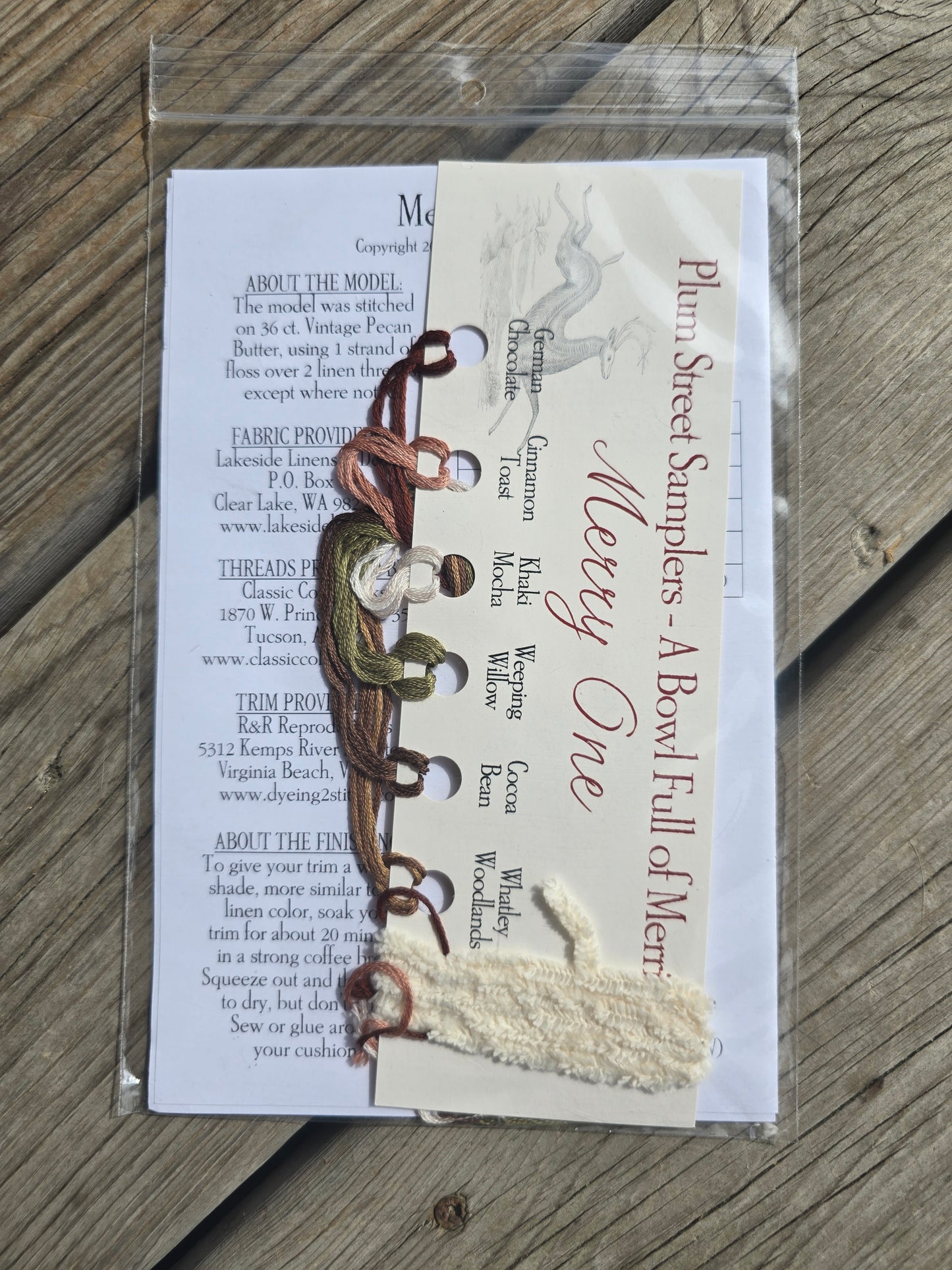 Plum Street Samplers - A Bowl Full of Merries - Merry One - Cross Stitch Pattern