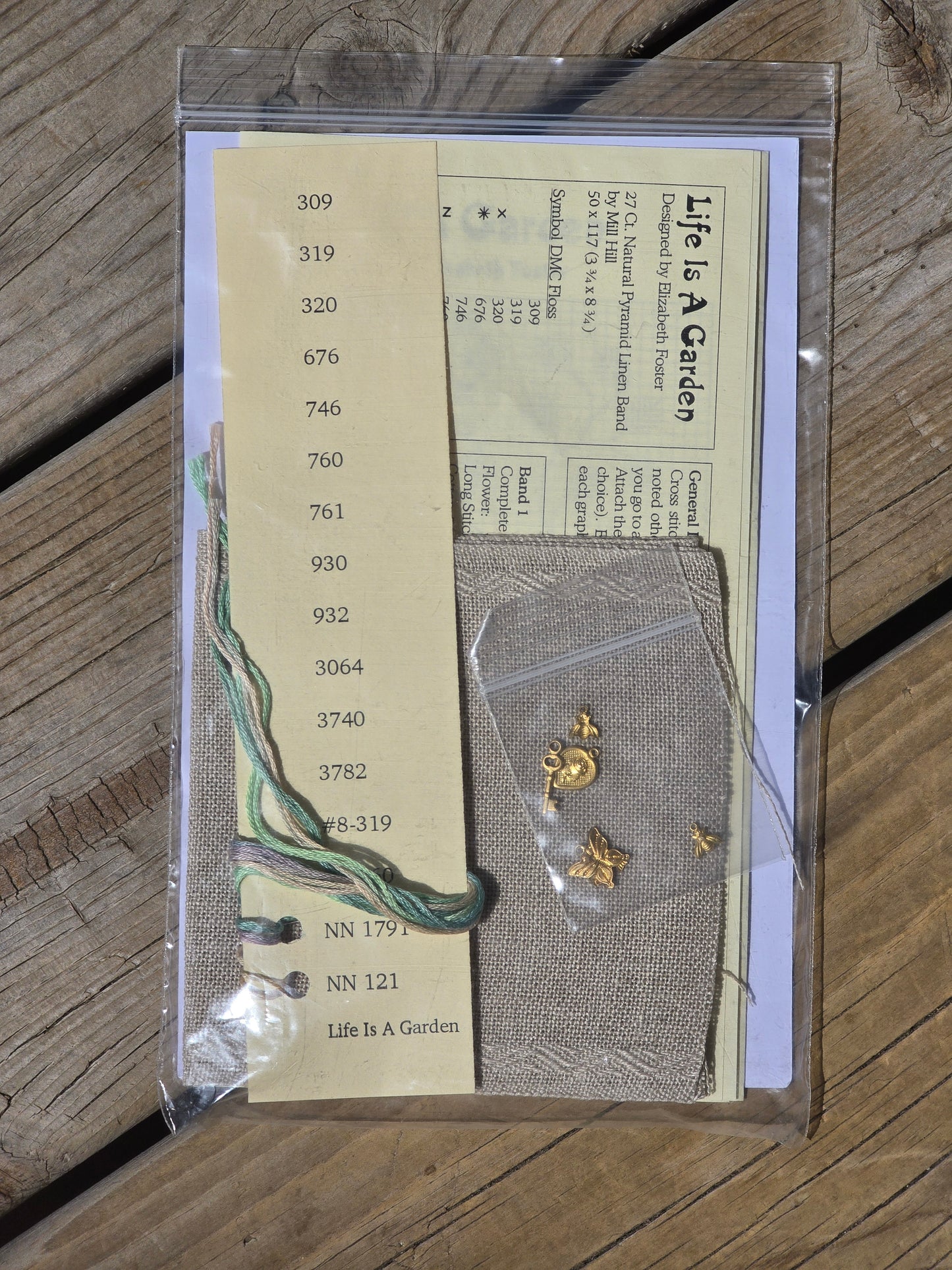 Elizabeth's Designs - Flowers & Friends Stitching Club  - Life Is A Garden - Cross Stitch Kit