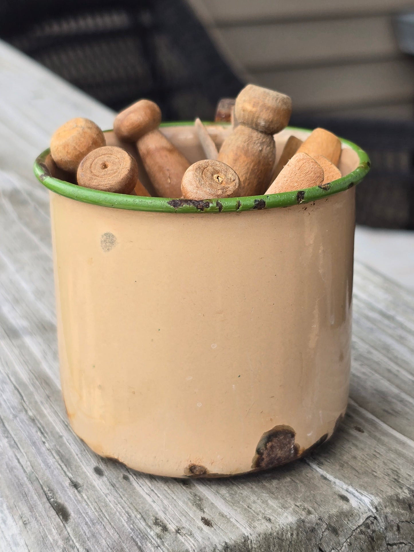 Vintage Enamel Cup and Clothespins