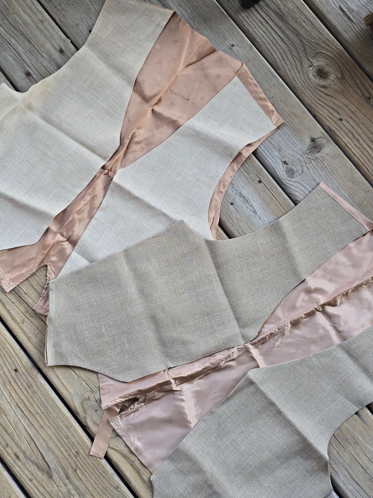Hickory Hollow - Linen Vest  - Wearables