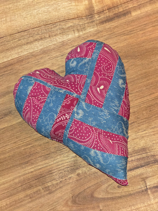 Primitive Heart - Bowl Filler or Pincushion
