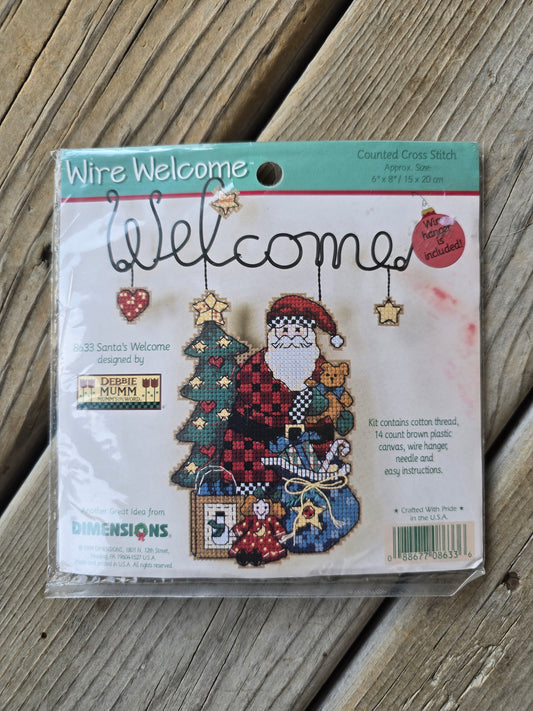 Dimensions - Wire Welcome - Santa's Welcome - Cross Stitch Kit