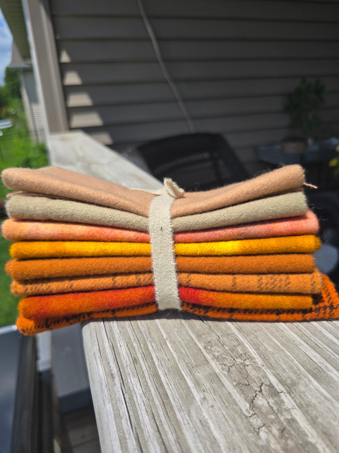 Petals and Blooms - Hand Dyed Wool Bundle - 8 Fat 16ths or 8 Fat 32nds - Orange Blend - Wool Fabric