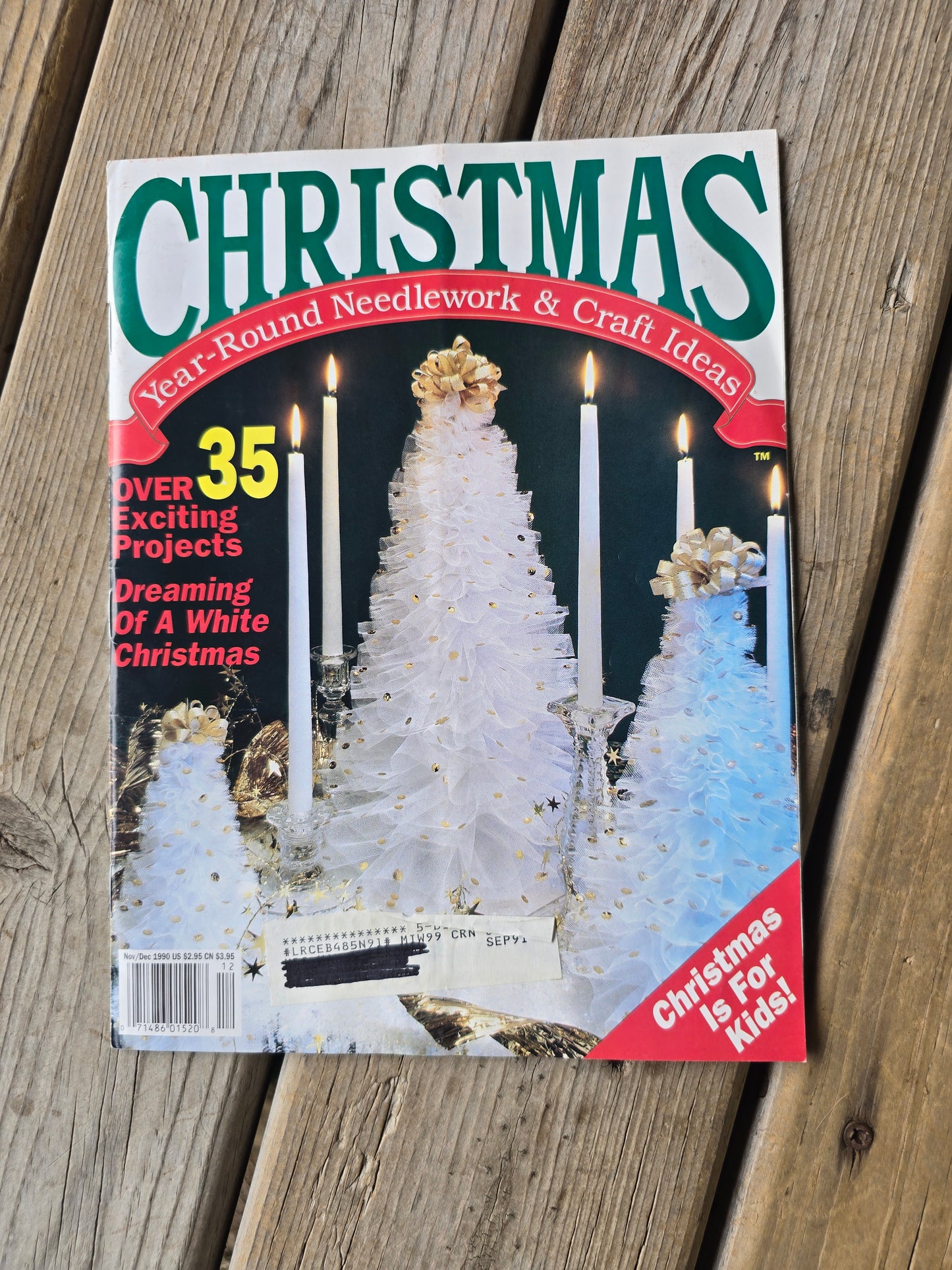 Christmas - Year-Round Needlework and Craft Ideas Bundle - 1990