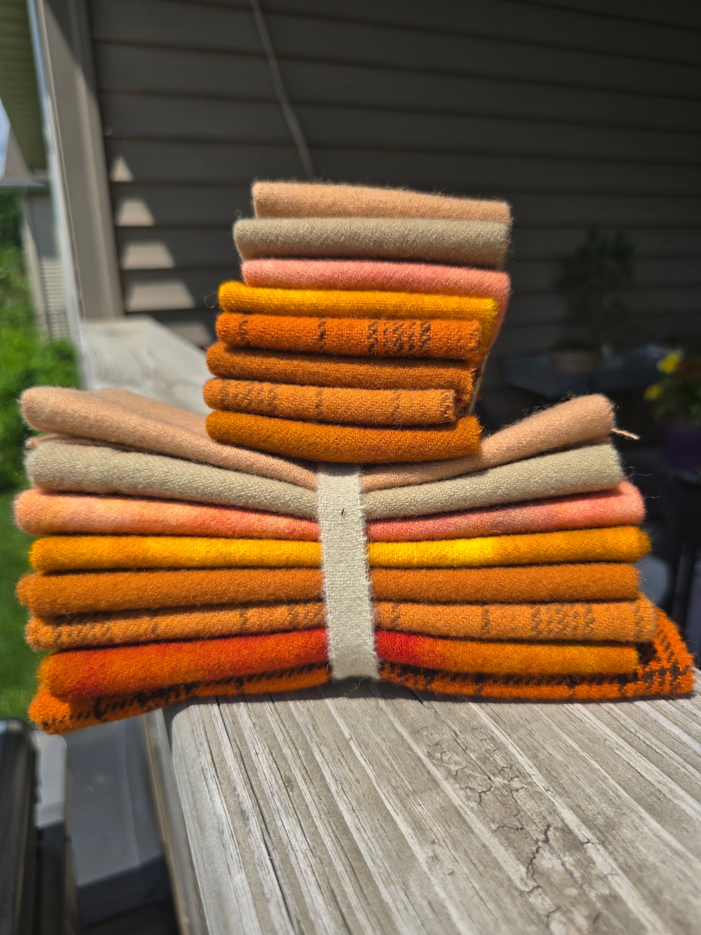Petals and Blooms - Hand Dyed Wool Bundle - 8 Fat 16ths or 8 Fat 32nds - Orange Blend - Wool Fabric