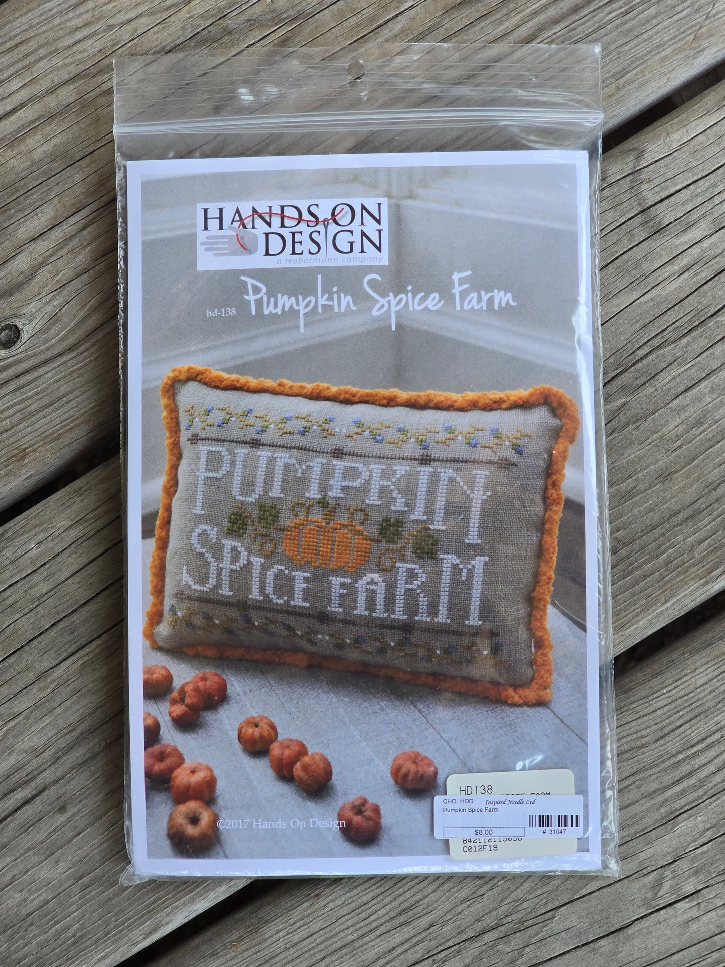 Hands on Designs - Pumpkin Spice Farm - Cross Stitch Pattern